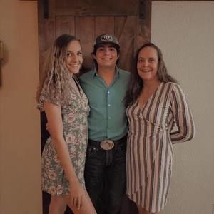 Meet your Posher, Logan